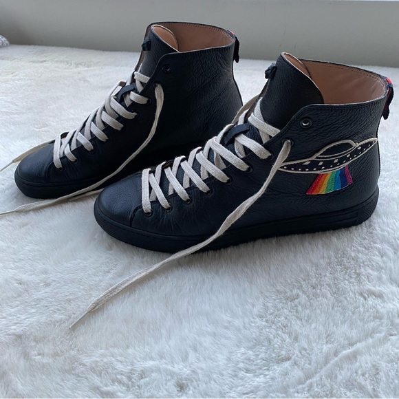 Gucci 17-18SS UFO Angry Cat
Wappen Leather High Cut
Sneakers Black
Size 7 1/2 - Picture 4 of 7